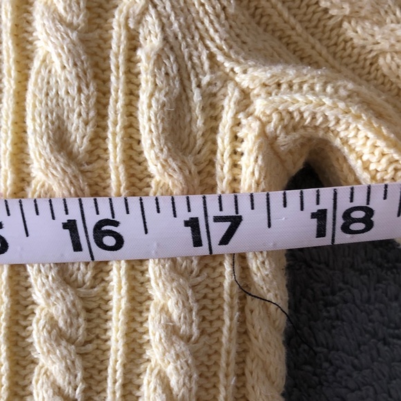 croft & barrow Pale Yellow Cable Knit V-Neck Sweater - Picture 7 of 9